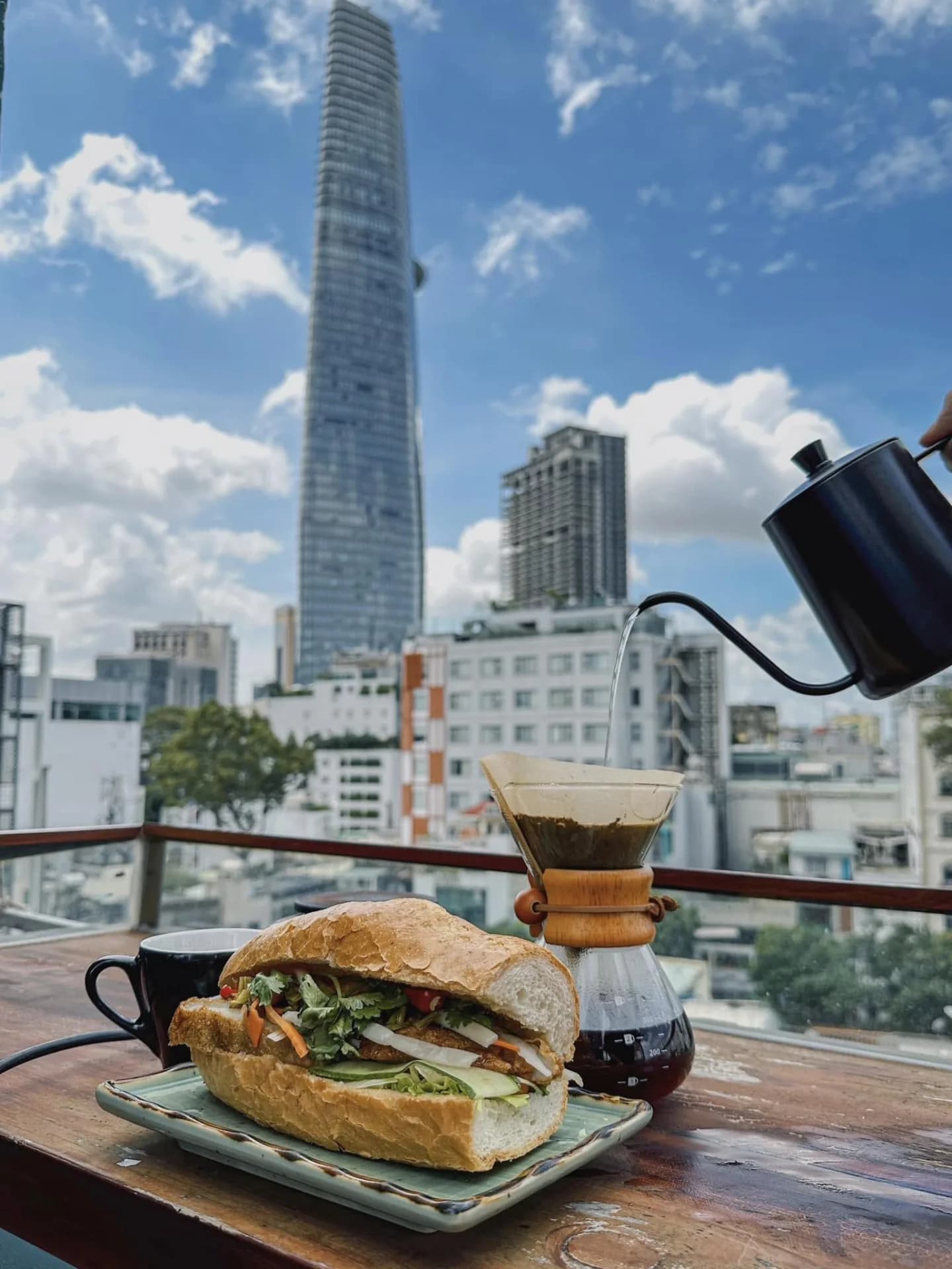 Saigon 118 Rooftop Bar - By RL
