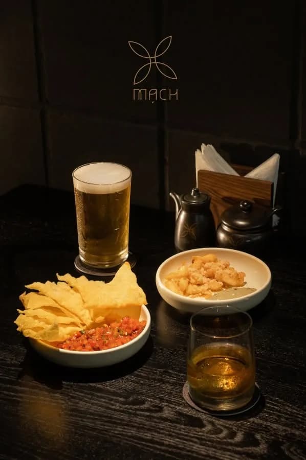 Mạch Saigon Gastropub 3
