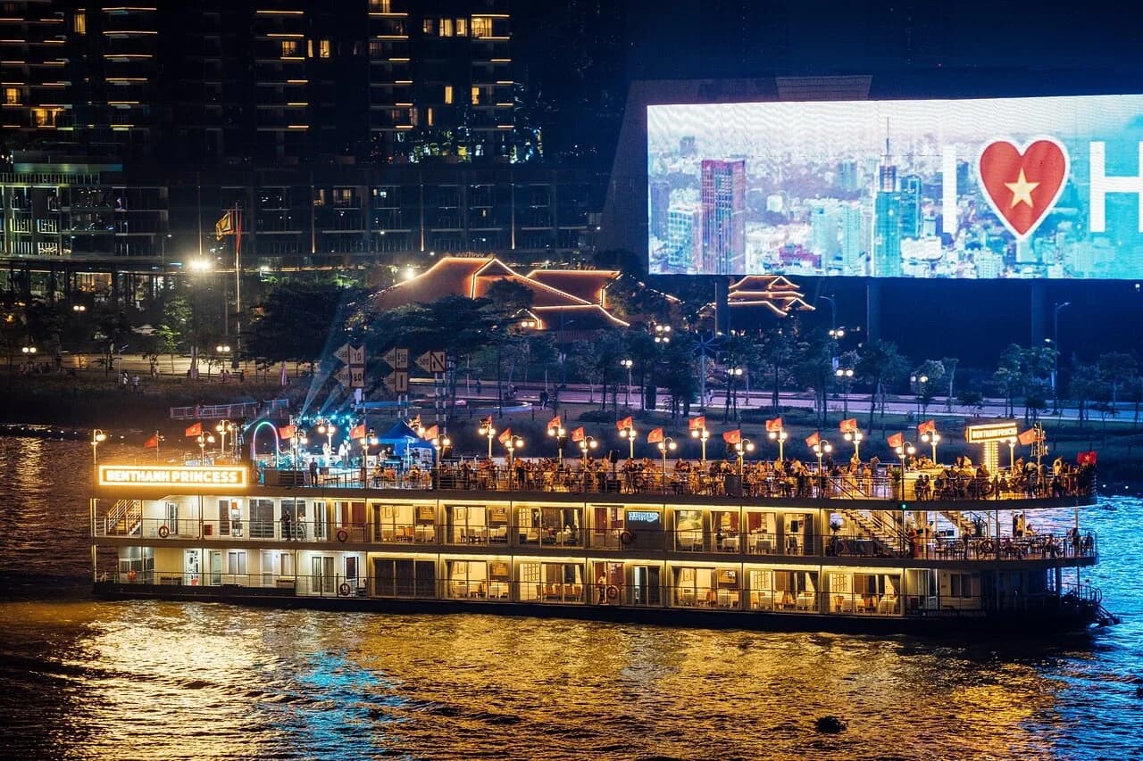 Saigon Princess - Luxurious Dining Cruise